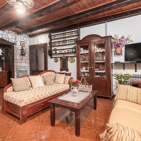 House Marina * Kruncici