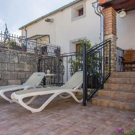 House Marina Vikendica